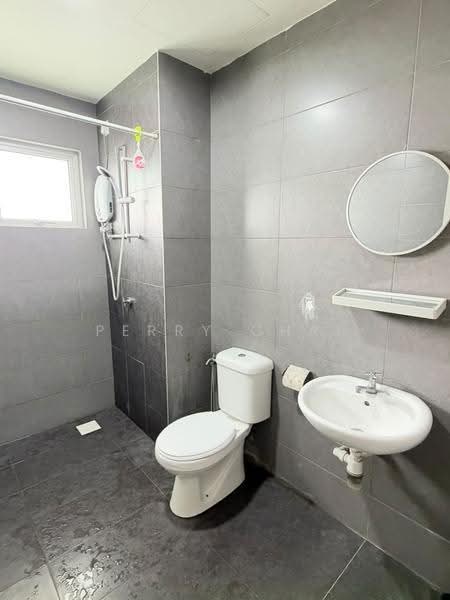 Kediaman Servis untuk Disewa di Maxim Citylights - Perry Chai - Bathroom - PropertyGuru.com.my