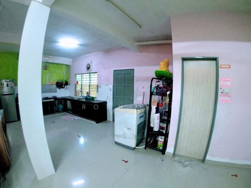 2.5-storey Terraced House for Sale in Taman Aman Putra (Puchong) - Rodhie . - Kitchen - PropertyGuru.com.my