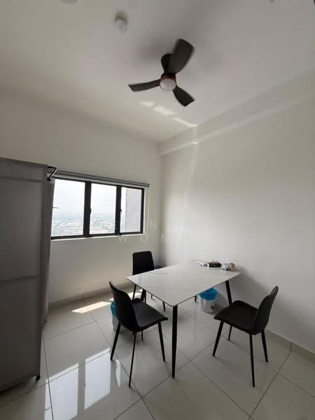 Kediaman Servis untuk Disewa di Traders Park - Kenneth Wong - Dining Room - PropertyGuru.com.my