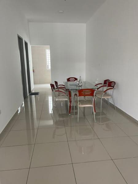 Rumah Teres 2-Tingkat untuk Disewa di Seremban (Negeri Sembilan) - Tan Siew Leng - Dining Room - PropertyGuru.com.my
