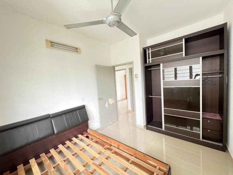 Apartment for Sale at Pangsapuri Angsana - Kim Lee - PropertyGuru.com.my