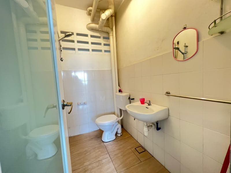 Apartment for Sale at Pangsapuri Angsana - Kim Lee - PropertyGuru.com.my