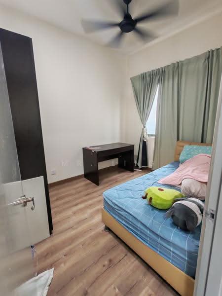 Kediaman Servis untuk Dijual di 8th & Stellar - Mr. Ling - Bedroom - PropertyGuru.com.my