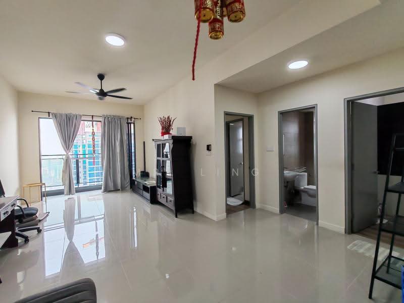 Kediaman Servis untuk Dijual di 8th & Stellar - Mr. Ling - Living Room - PropertyGuru.com.my