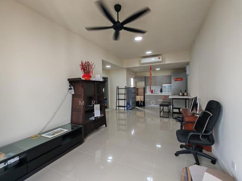 Kediaman Servis untuk Dijual di 8th & Stellar - Mr. Ling - Living Room - PropertyGuru.com.my