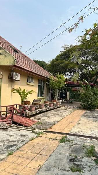 Rumah Banglo untuk Dijual di Desa Pinggiran Putra (Dengkil) - Yasmin Sulaiman - Exterior - PropertyGuru.com.my