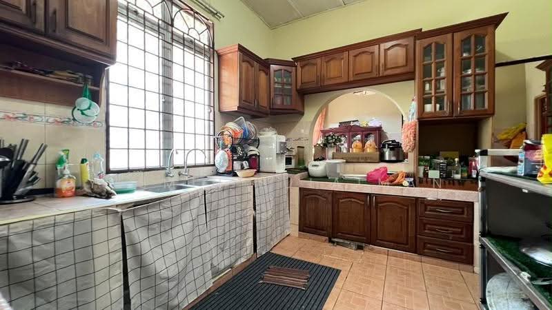 Rumah Banglo untuk Dijual di Desa Pinggiran Putra (Dengkil) - Yasmin Sulaiman - Kitchen - PropertyGuru.com.my