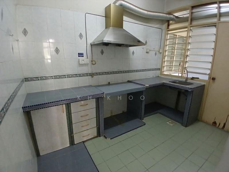 Apartment for Sale at Subang Perdana Goodyear Court 10 - KH Khoo - Kitchen - PropertyGuru.com.my