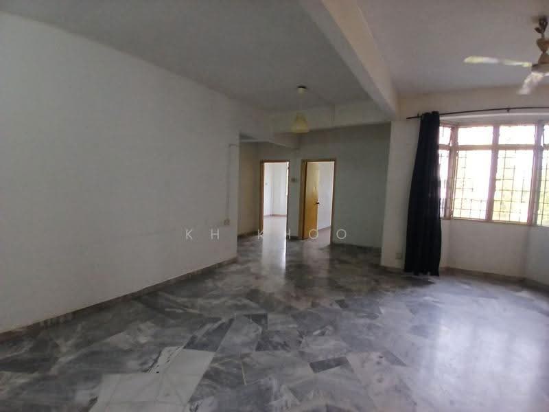 Apartment for Sale at Subang Perdana Goodyear Court 10 - KH Khoo - Living Room - PropertyGuru.com.my