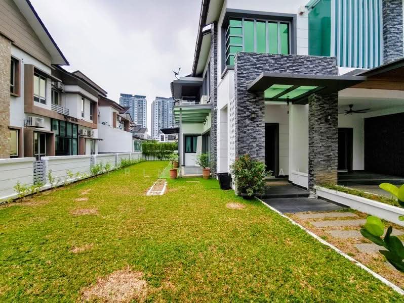 Rumah Berkembar untuk Dijual di D'Kayangan (Shah Alam) - Afrinal Rizal - PropertyGuru.com.my