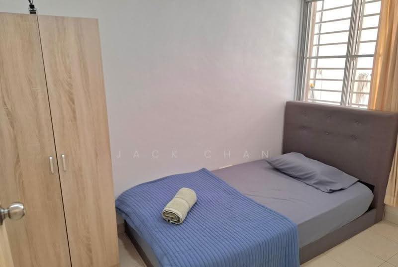 3-storey Terraced House for Rent in Taman Puncak Jalil (Seri Kembangan) - Jack Chan - Bedroom - PropertyGuru.com.my