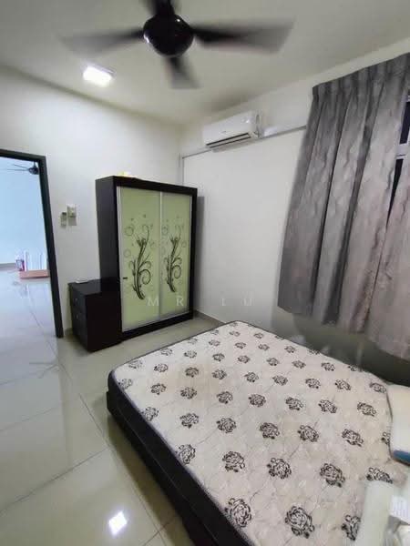 Kediaman Servis untuk Disewa di D'Ambience Residences (Pangsapuri Ikatan Flora) - Mr Lu - Bedroom - PropertyGuru.com.my