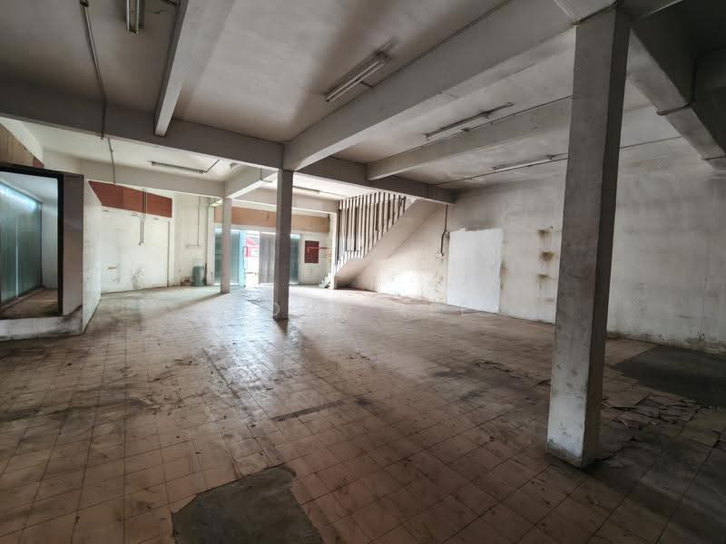 Factory for Rent in Kawasan Perusahaan Segambut (Segambut) - Bond Lee - Interior - PropertyGuru.com.my