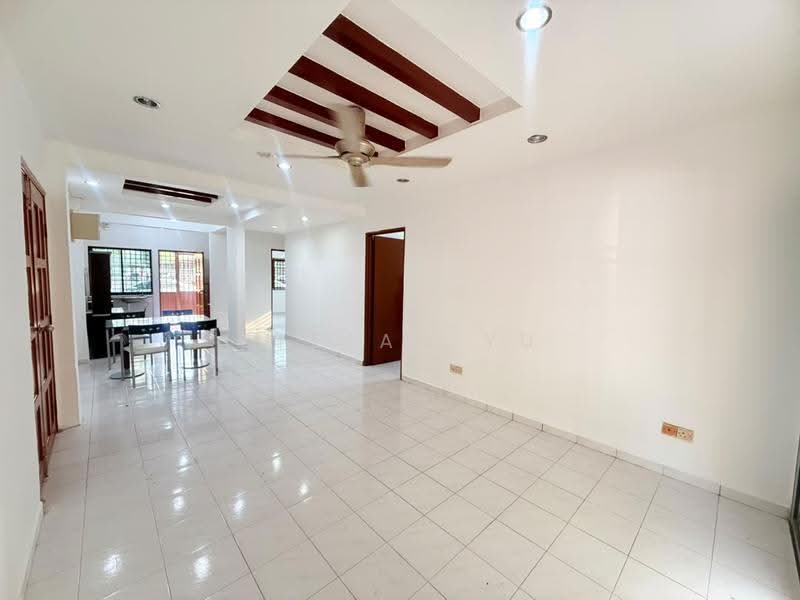 Apartment for Sale at Lily & Jasmine Apartment - Stefan Yu - Living Room - PropertyGuru.com.my