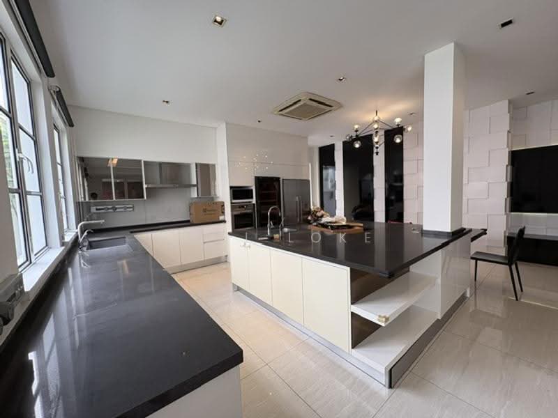 Semi-Detached House for Rent in Damansara Heights (Kuala Lumpur) - Joel Loke - Kitchen - PropertyGuru.com.my