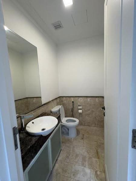 Semi-Detached House for Rent in Damansara Heights (Kuala Lumpur) - Joel Loke - Bathroom - PropertyGuru.com.my
