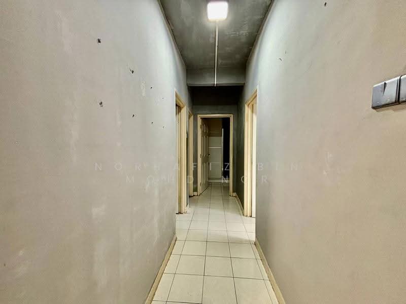 Condominium for Sale at Cengal Condominium - Norhafiz Bin Mohd Nor - Corridor - PropertyGuru.com.my