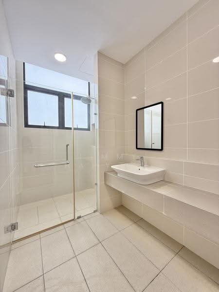 Kondominium untuk Disewa di Waltz Residences - Jimmy Haryzul - Bathroom - PropertyGuru.com.my