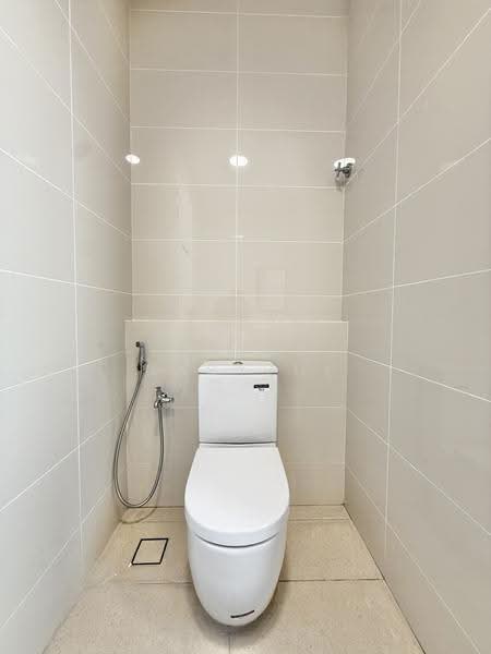 Kondominium untuk Disewa di Waltz Residences - Jimmy Haryzul - Bathroom - PropertyGuru.com.my