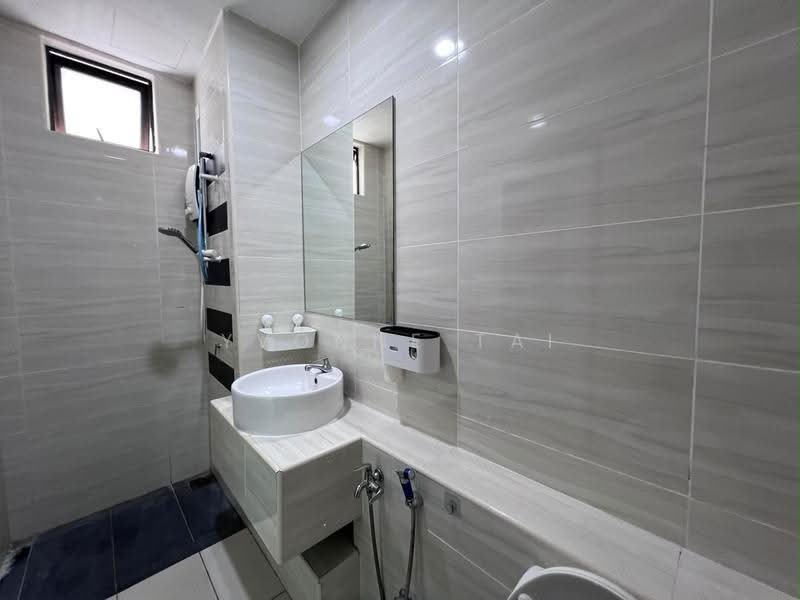 Service Residence for Rent at D'Summit Residences - Yvonne Tai - Bathroom - PropertyGuru.com.my