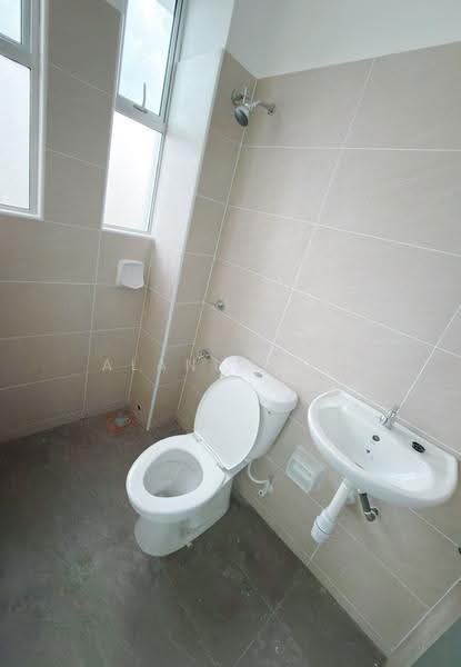 Rumah Teres 2-Tingkat untuk Disewa di Johor Bahru (Johor) - Alanis Lee - Bathroom - PropertyGuru.com.my
