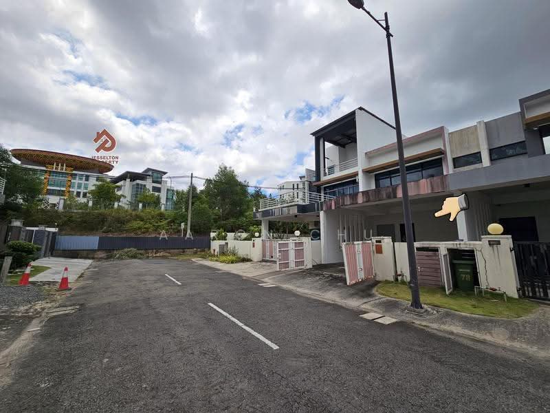 Rumah Teres 2-Tingkat untuk Dijual di Penampang (Sabah) - Aaron Chu - Exterior - PropertyGuru.com.my
