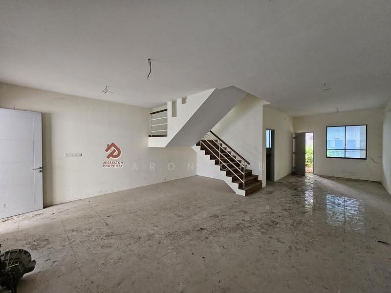 Rumah Teres 2-Tingkat untuk Dijual di Penampang (Sabah) - Aaron Chu - GF Living Area - PropertyGuru.com.my