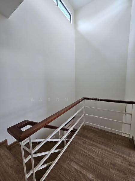 Rumah Teres 2-Tingkat untuk Dijual di Penampang (Sabah) - Aaron Chu - 1st Floor Staircase With High Ceiling - PropertyGuru.com.my