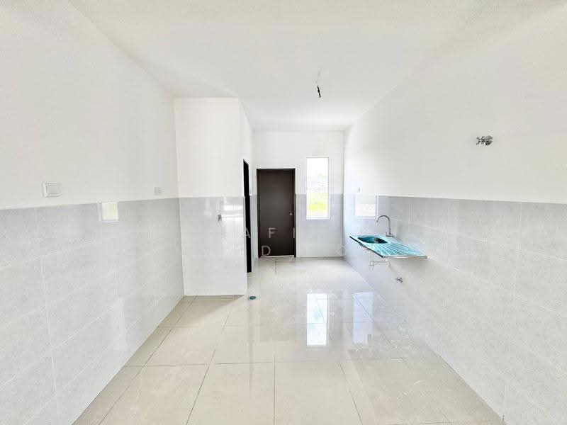 2-storey Terraced House for Sale in Klang (Selangor) - Norhafiz Bin Mohd Nor - Kitchen - PropertyGuru.com.my