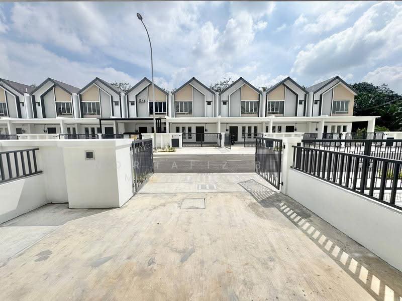 2-storey Terraced House for Sale in Klang (Selangor) - Norhafiz Bin Mohd Nor - Exterior - PropertyGuru.com.my