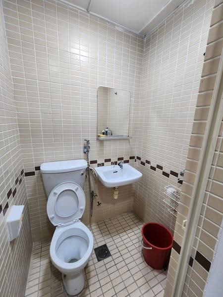 Apartment for Sale at GITA BAYU VILLA - Teresa Law - Bathroom - PropertyGuru.com.my