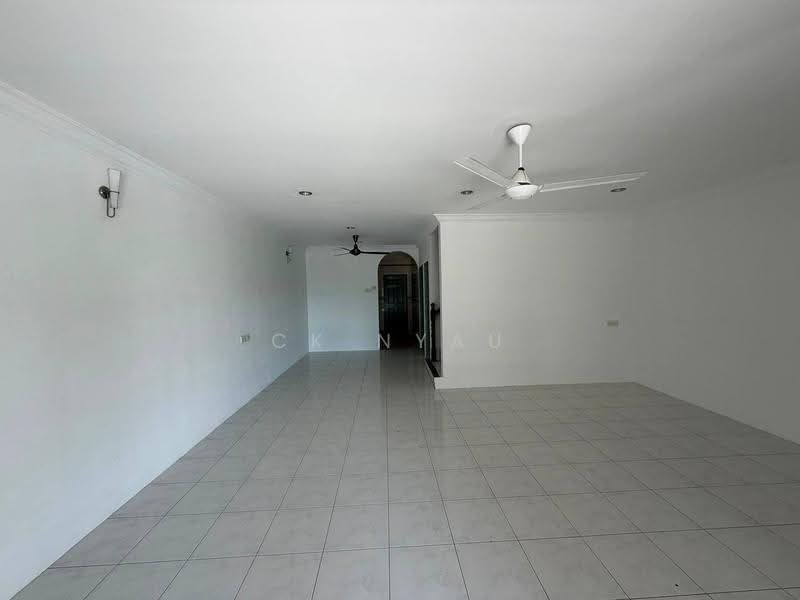 2-storey Terraced House for Sale in Ipoh (Perak) - Ck Nyau - Living Room - PropertyGuru.com.my