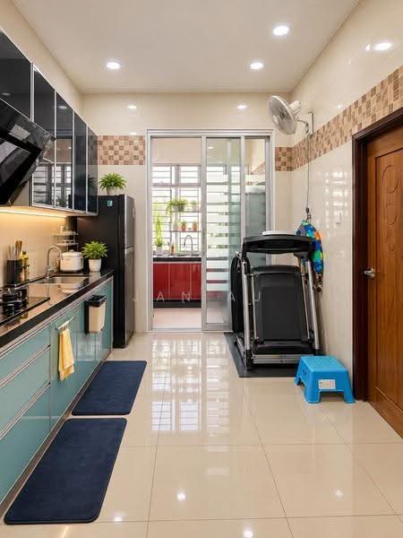Rumah Teres 2-Tingkat untuk Dijual di Ulu Tiram (Johor) - JAN AU - Kitchen - PropertyGuru.com.my