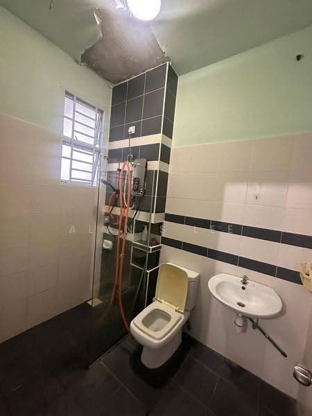 2-storey Terraced House for Rent in Bukit Indah (Iskandar Puteri (Nusajaya)) - Alanis Lee - Bathroom - PropertyGuru.com.my