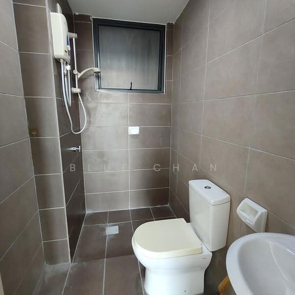 Apartment for Rent at ARC @ Austin Hills - Blue Chan - Bathroom - PropertyGuru.com.my