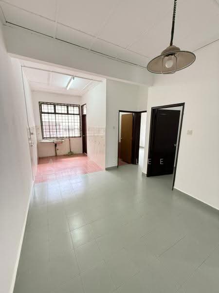 1-storey Terraced House for Sale in Taman Rinting (Masai) - Alanis Lee - Kitchen - PropertyGuru.com.my