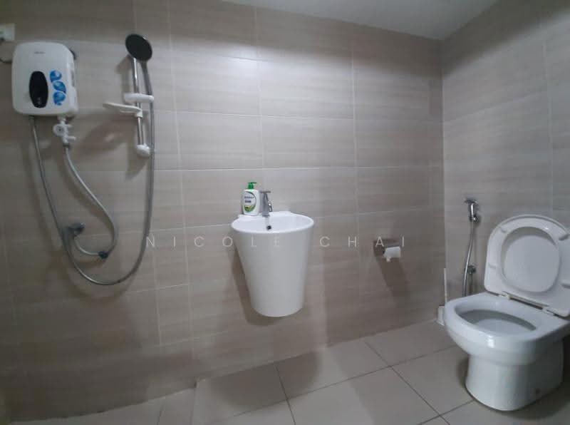 Service Residence for Sale at Serviced Residence @ 3 Towers - Nicole Chai - Bathroom - PropertyGuru.com.my