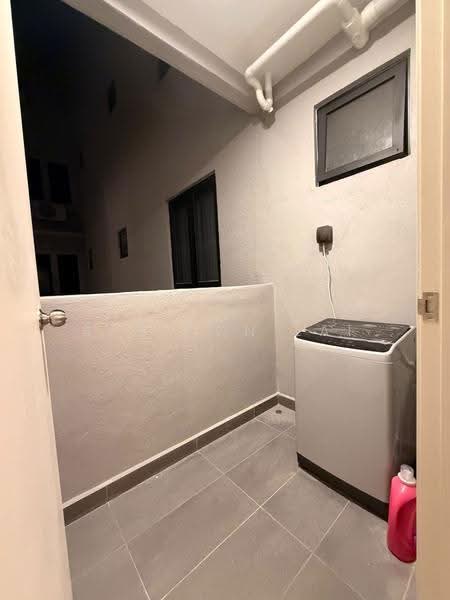 Kondominium untuk Disewa di Nestree Residence - Sheldon Lai - Balcony - PropertyGuru.com.my