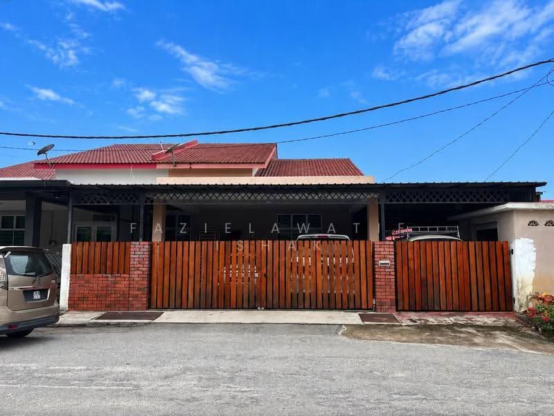 Rumah Berkembar untuk Dijual di Sungai Karang (Pahang) - Fazielawatie Ishak - Exterior - PropertyGuru.com.my