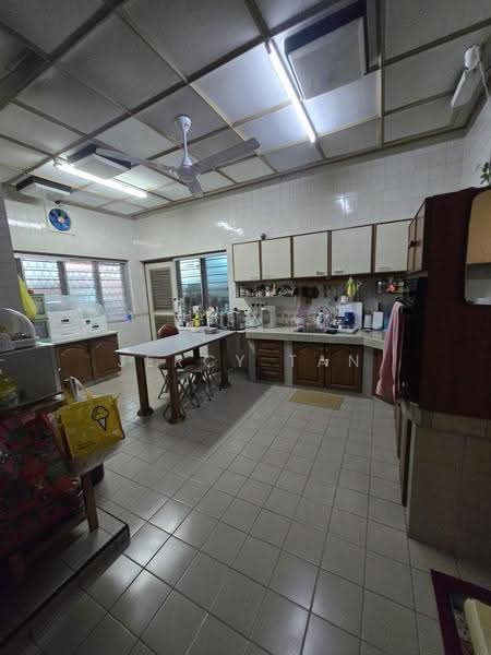 Rumah Banglo untuk Dijual di Salak South (Kuala Lumpur) - Jercy Tan - Kitchen - PropertyGuru.com.my