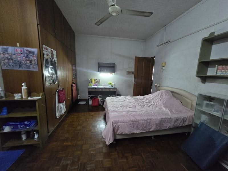 Rumah Banglo untuk Dijual di Salak South (Kuala Lumpur) - Jercy Tan - Bedroom - PropertyGuru.com.my