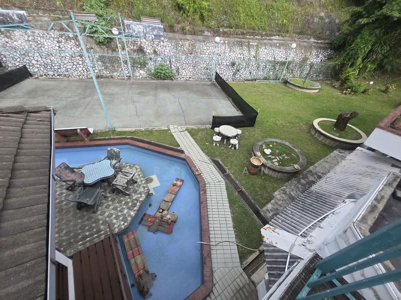 Rumah Banglo untuk Dijual di Salak South (Kuala Lumpur) - Jercy Tan - Pool - PropertyGuru.com.my