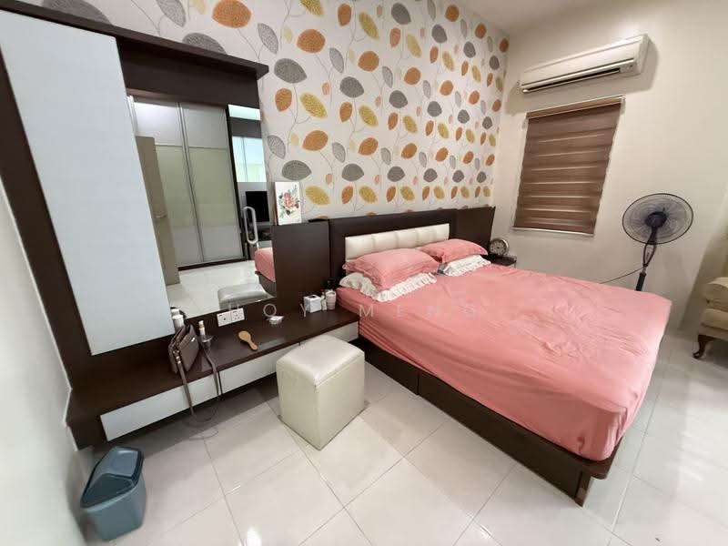 Semi-Detached House for Sale in Bukit Jambul (Bukit Jambul) - Hoy Meng - Bedroom - PropertyGuru.com.my