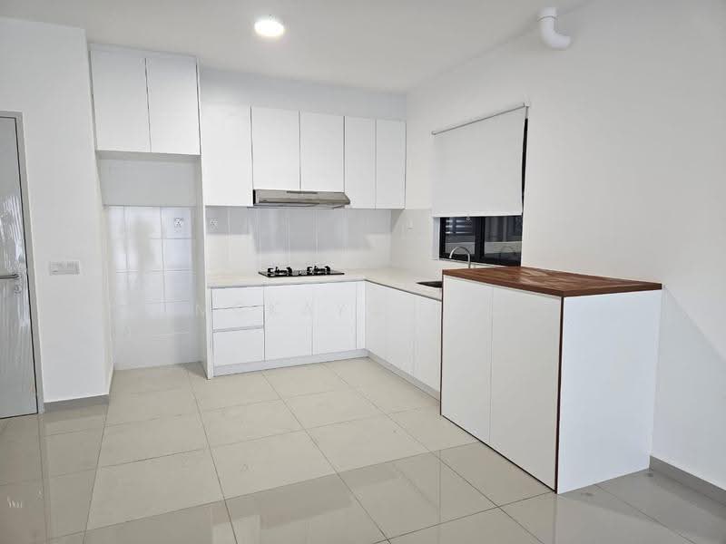 Kediaman Servis untuk Disewa di Duduk Se.Ruang @ Eco Sanctuary - MckayC TEH - Kitchen - PropertyGuru.com.my