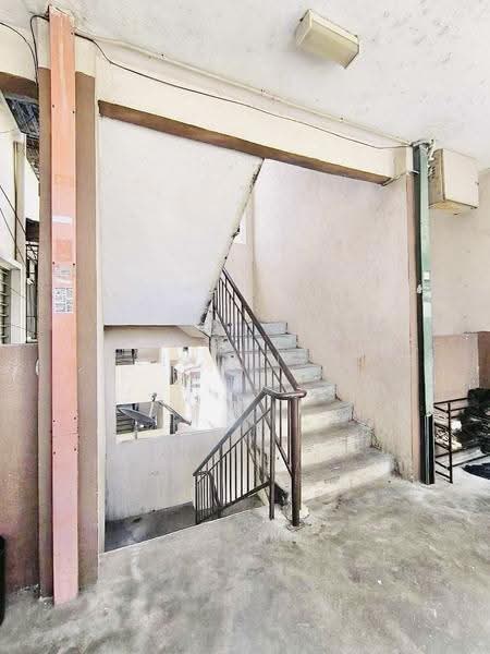 Apartment for Sale at Pangsapuri Melor - Erin Yusof - Corridor - PropertyGuru.com.my