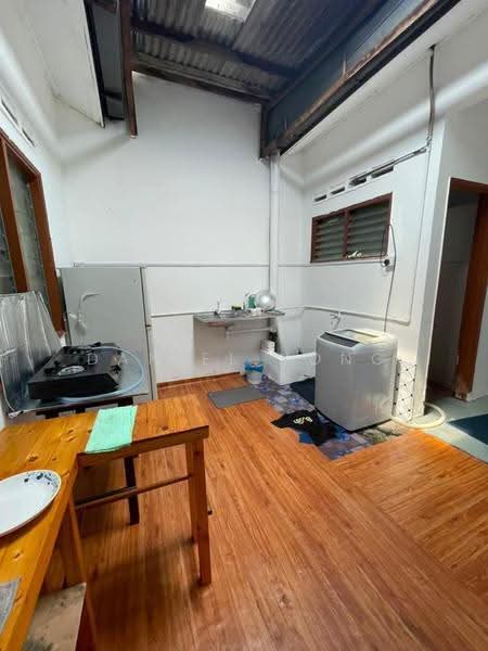 Kedai untuk Dijual di Taman Delima (Tebrau) - Daniel Yong - Kitchen - PropertyGuru.com.my