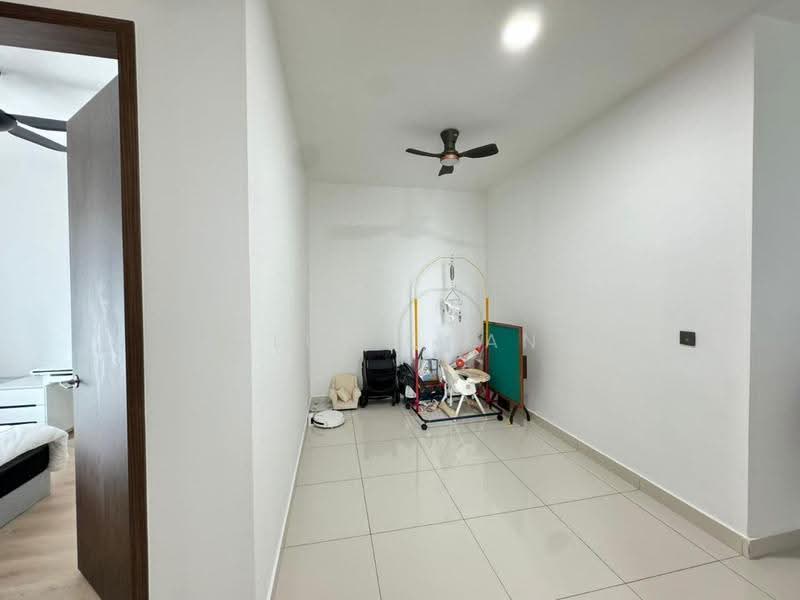 Kediaman Servis untuk Dijual di Green Haven - Blue Chan - Interior - PropertyGuru.com.my