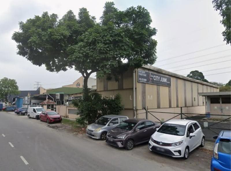 Semi-D Factory for Sale in Taman Perindustrian Puchong (Puchong) - ALVIN LIM - Exterior - PropertyGuru.com.my