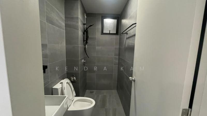 Kediaman Servis untuk Disewa di Maxim Risen - Kendra Kam - Bathroom - PropertyGuru.com.my