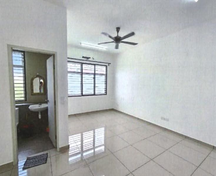 2-storey Terraced House for Rent in Kota Kemuning (Shah Alam) - Alex Chua - Bathroom - PropertyGuru.com.my